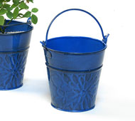 colored pails wholesale